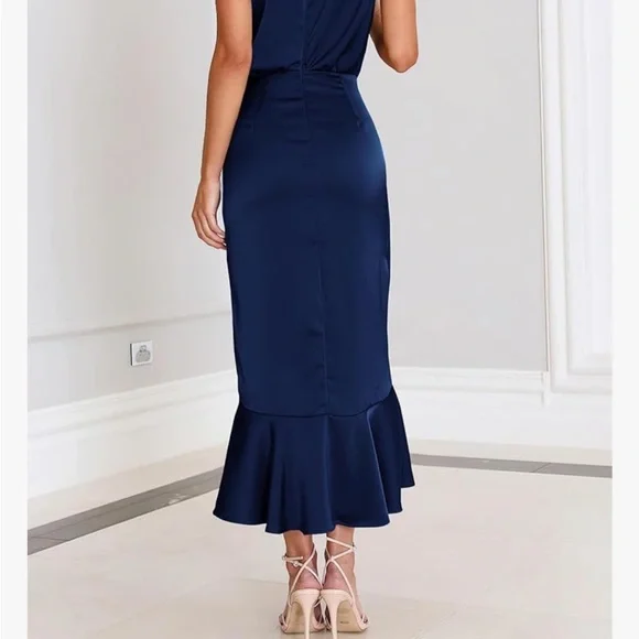 Midi satin cocktail dress - Picture 3 of 4